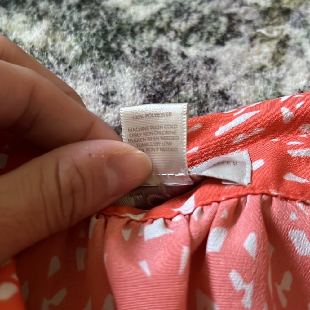 Loft Collared Tank Top - Picture 3 of 4
